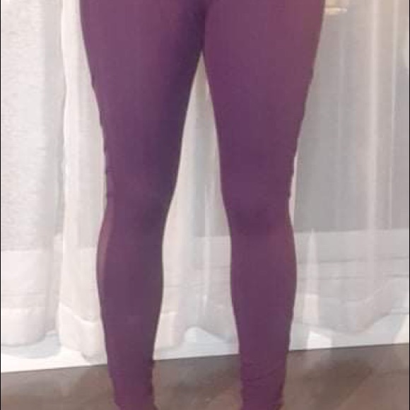 Lululemon Wild and Free Tight - Picture 2 of 9